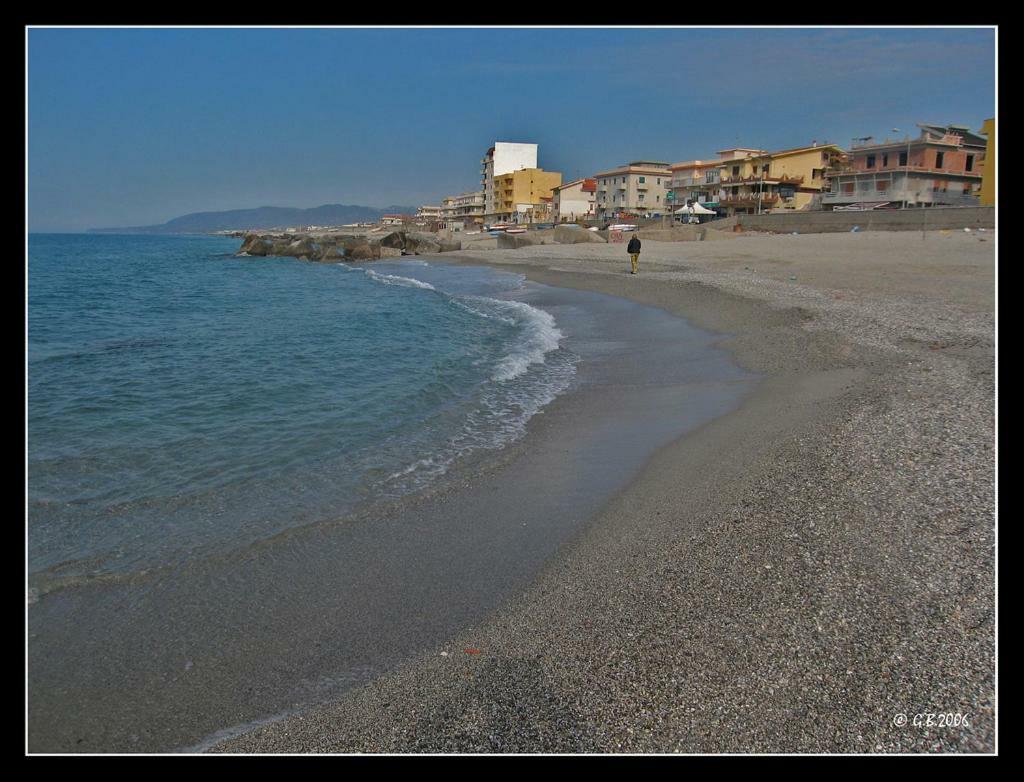 斯帕达福拉Relax Due Passi Dal Mare公寓 外观 照片